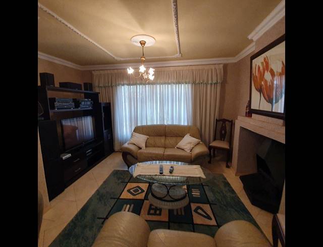3 BEDROOM HOUSE SOLD IN THE ORCHARDS
